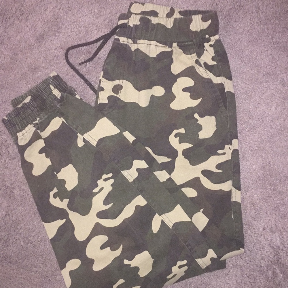 Camo Joggers!
